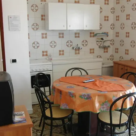 Apartment With 3 Bedrooms In Marina Di Ragusa, With Wonderful Sea View